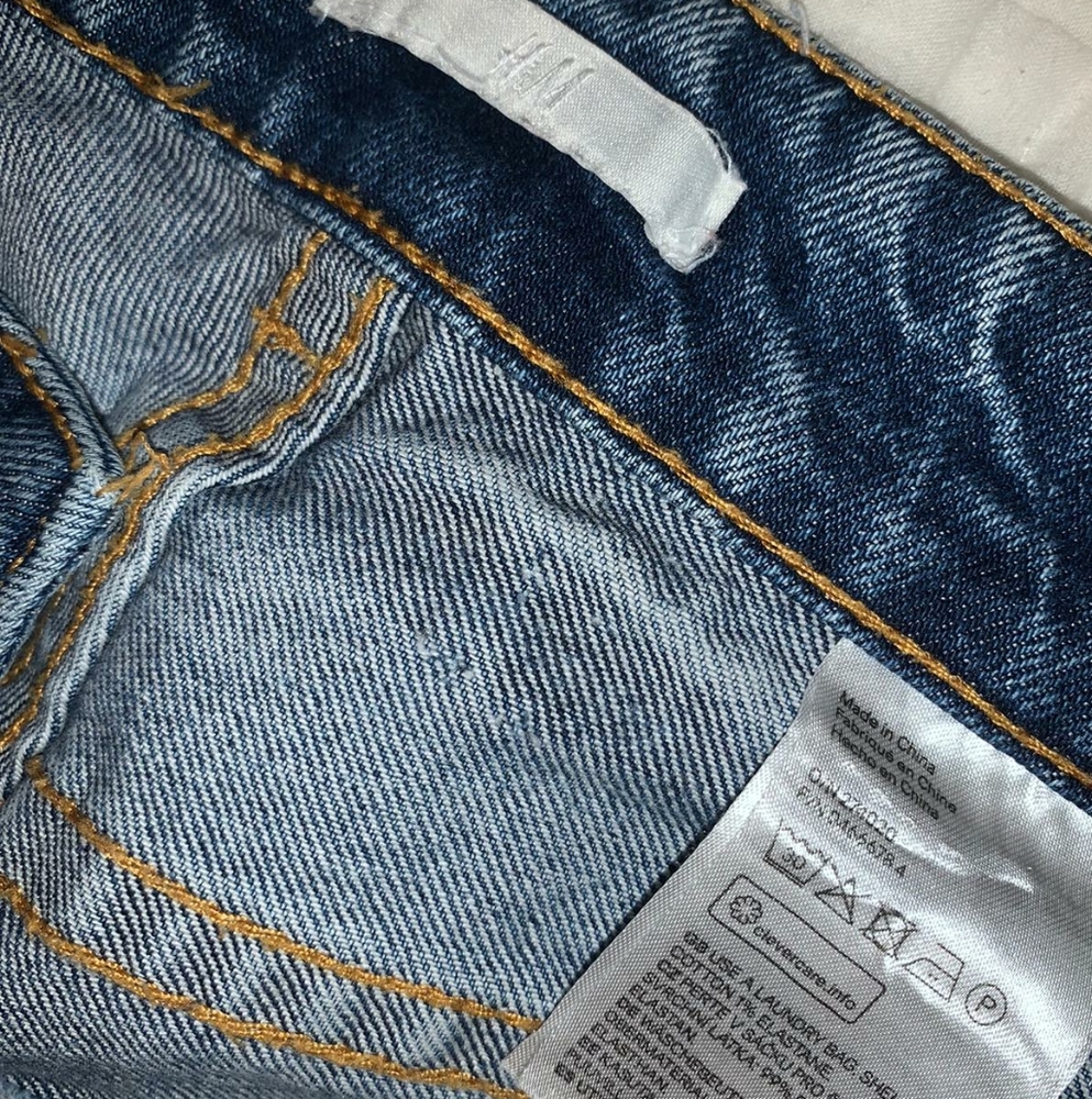 Jeans - Picture 3 of 4
